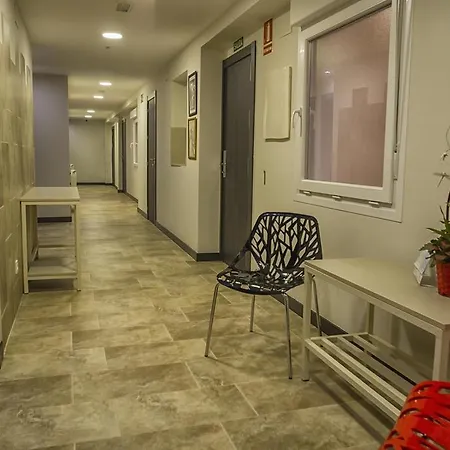 게스트하우스 Elvira 아란다데두에로