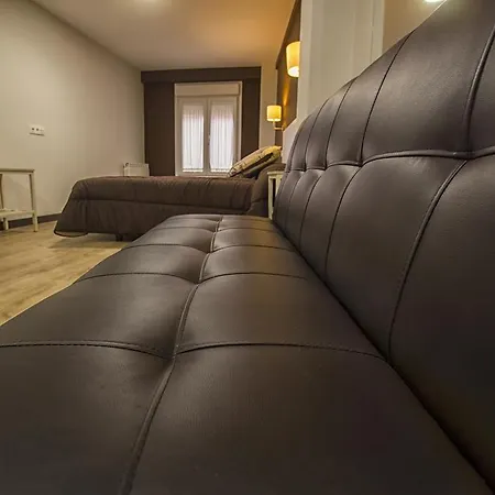 Elvira 게스트하우스 *